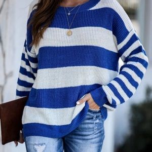 VICI • SWEATER 🍁